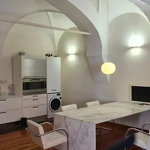 Historic E Comfort - Locazione Semplice Bolonia