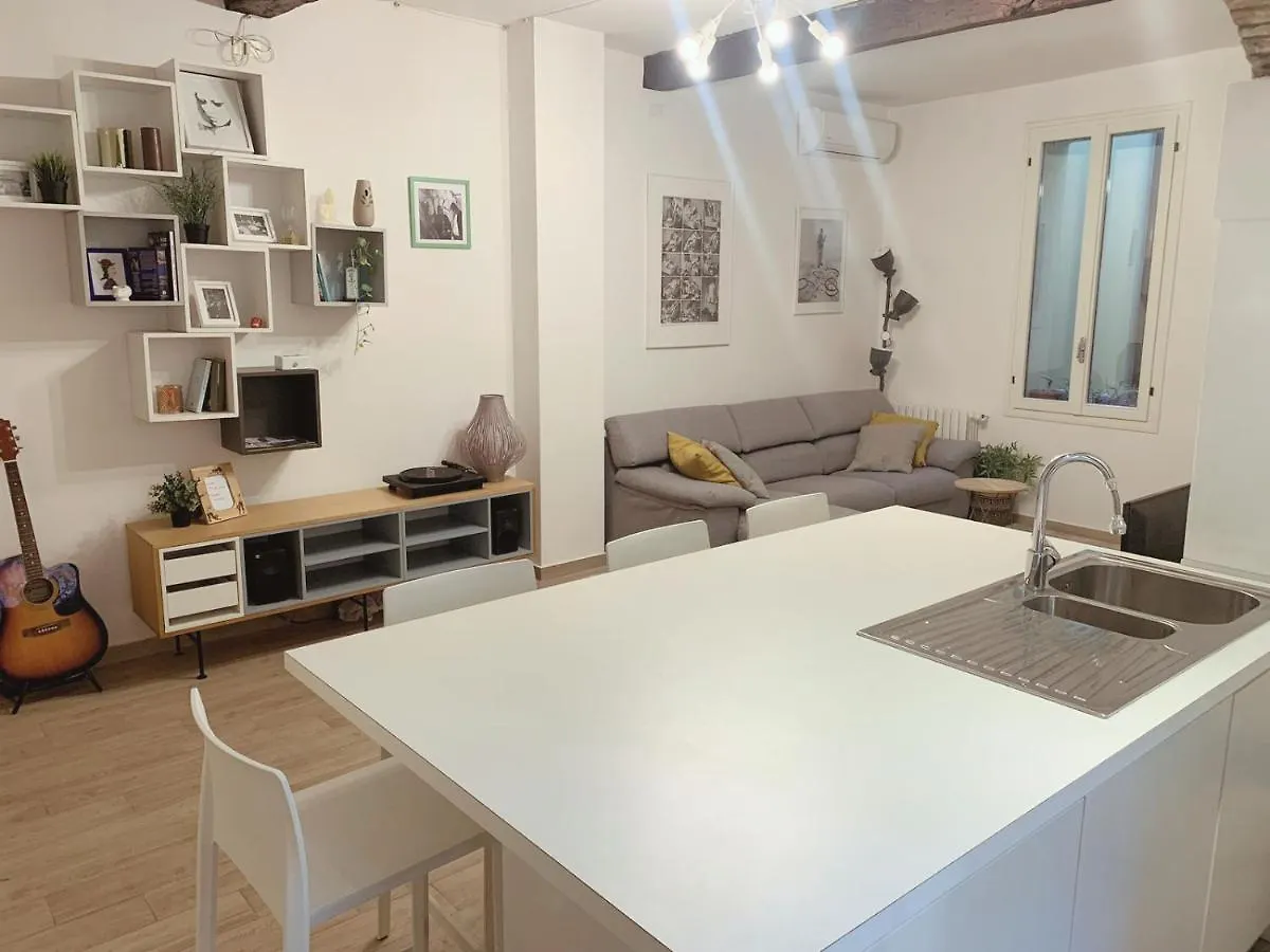 Premium Apartment In The City Center - Via Orfeo 12 Bologna